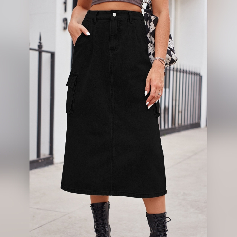 High-Rise Retro Cargo Side Pocket Elastic Waist Denim Black Jean Slit Midi Skirt